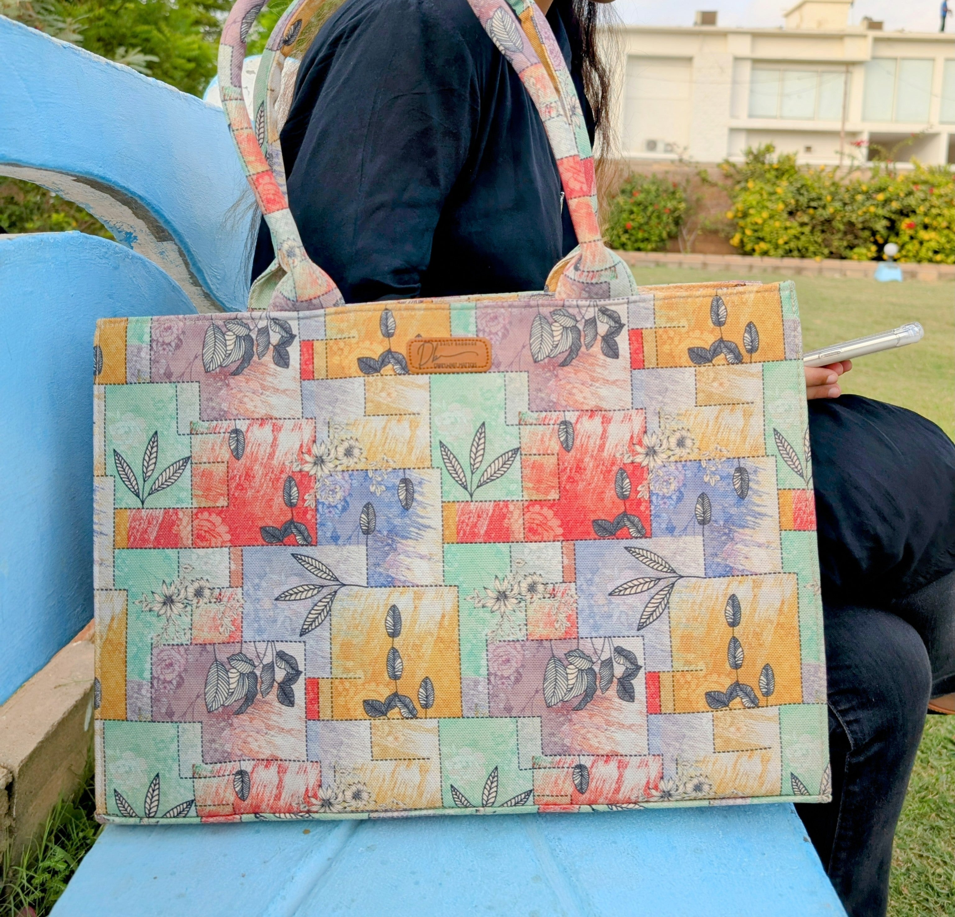 DOODLE IT UP, DRESS IT DOWN-Shoulder Bag🖌️👜