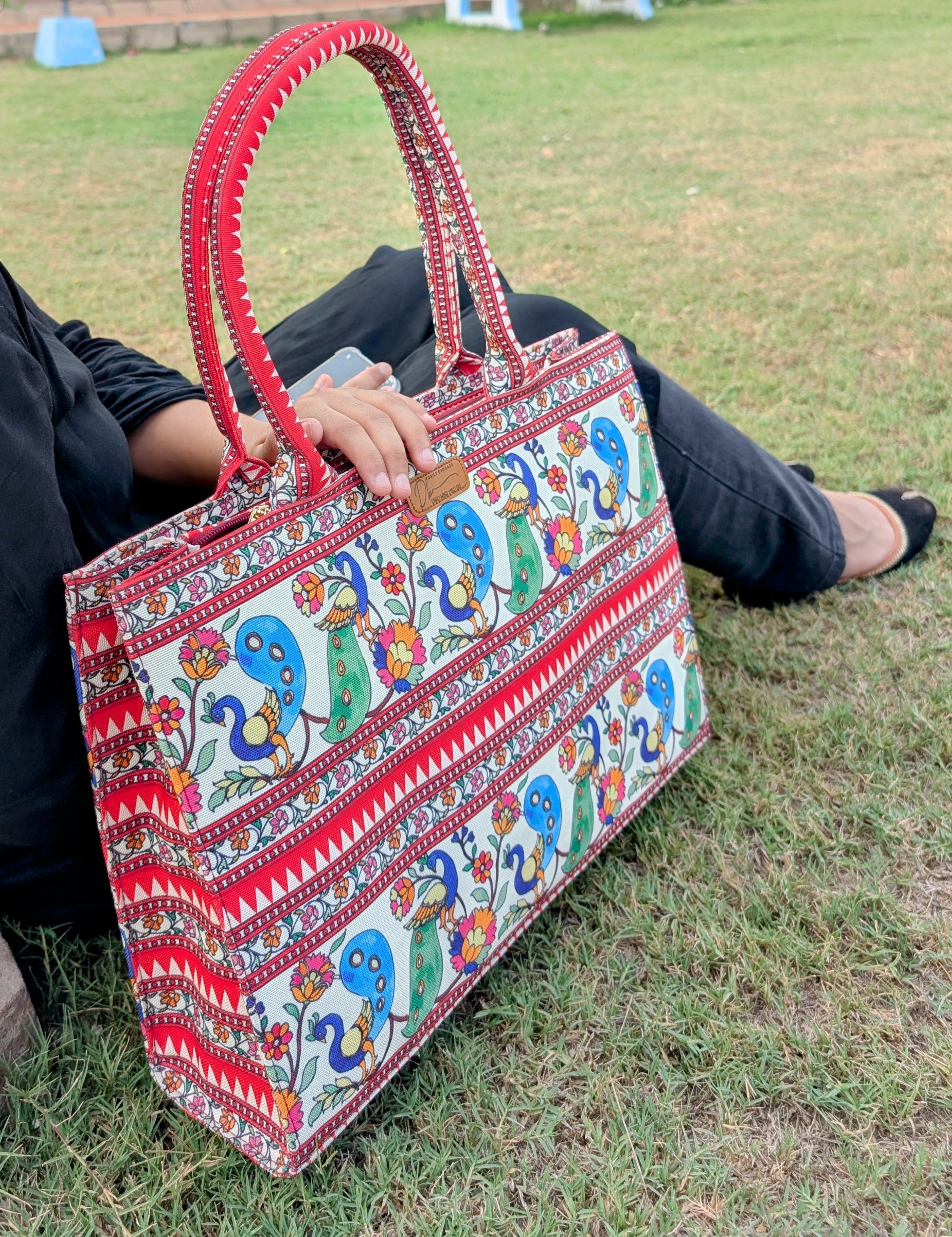Peacok Style Bird Shoulder Bag